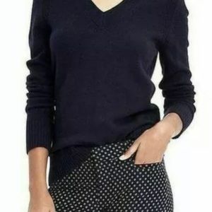 BANANA REPUBLIC V-NECK SWEATER W/BUTTONS DOWN BACK